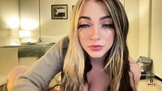 Devereuxquinn Porn Video Record: toys, fountainsquirt, smoking, stockings, titjob