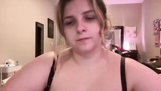 j3nnamatic Porn Video Record: browneyes, deep, hairypussy, schoolgirl, tips