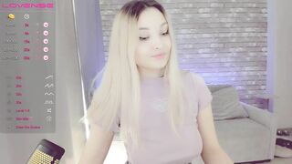 LikaLighttt Porn Video Record: squirting, glamour, foot, bigdildo, nonude