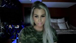 Cora9 Porn Video Record: hotgirl, twerking, goddess, single, jeans