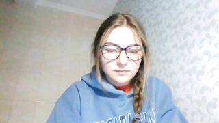 Oliveevee_ Porn Video Record: cream, fatpussy, blond, shavedpussy