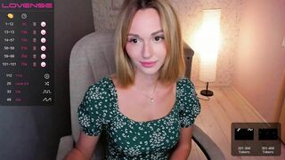 UniiqueMilana Porn Video Record: shorthair, ass, tanned, c2c, sexy body