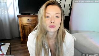 MirBee Porn Video Record: domi, shaved, blow job, dildo, friendly