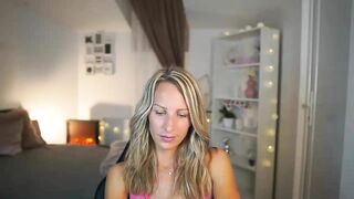 Nikki__Sexx__ Porn Videos - funny, naughty, shaved, beautiful, pussy