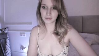 Speculoos_ Porn Videos - blonde, real, friendly, braces, art