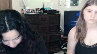 Elliewgfs Webcam Porn Video [Stripchat] - athletic, cumshot, twerk, dildo-or-vibrator, striptease-teens