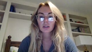 Watch lulu22199 Hot Porn Video [Chaturbate] - milkyboobs, milk, footjob, handjob