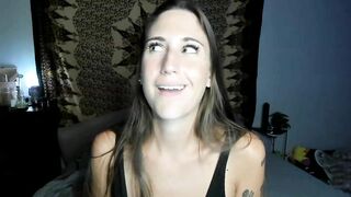 bby_fawn Porn Videos - friendly, natural, 420, bisexual, hippy