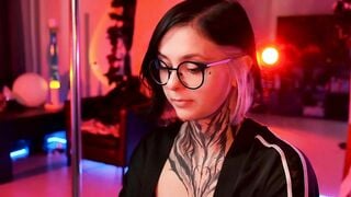 Col0urBurst Porn Videos - toys, flexible, anal, student, anime