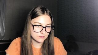 Candy_Eve Porn Videos - brown hair, c2c, petite, tease, flirty