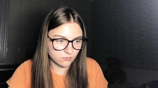 Candy_Eve Porn Videos - brown hair, c2c, petite, tease, flirty