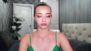 EmeraldLilyyy Porn Videos - private, young, romantic, sweet smile, beautiful