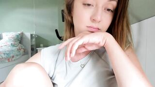 AliceSmiley Porn Videos - young, veryhot, verysmart, happy, justcool