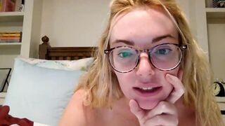 lulu22199 Camgirl Porn Video [Chaturbate] - oilyshow, daddy, flirt, singlemom