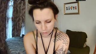 JaneMantis Porn Videos - c2c, cuckold, natural, homewrecker, kinky