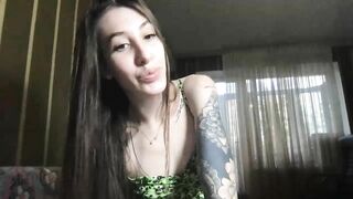 Shy_Eva7 Porn Videos - c2c, tattoos, fun, hairy, long legs