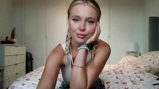 BeaSaitou Porn Videos - young, petite, hot, fun, talk