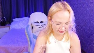 Watch Sheileyn Webcam Porn Video [Stripchat] - topless, cheap-privates-white, colorful-teens, outdoor, medium