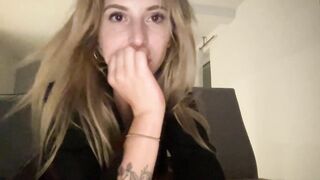 Watch hot220497 Hot Porn Video [Chaturbate] - submissive, squirter, sexyass, niceass, daddysgirl