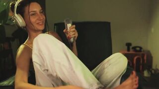 Watch g_ia Hot Porn Video [Chaturbate] - love, tease, feet, funny