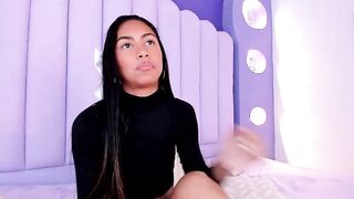 Watch emily_blunt01 HD Porn Video [Stripchat] - petite-latin, cumshot, brunettes, moderately-priced-cam2cam, heels