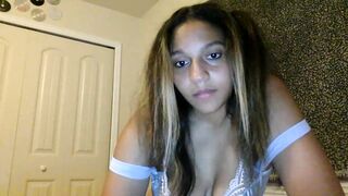 Watch ally_alysse New Porn Video [Chaturbate] - foot, control, mom, biceps
