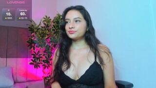 Daphne_Blake24 Webcam Porn Video [Stripchat] - colombian-teens, big-tits, topless, squirt-teens, squirt-white