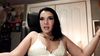 Vail_Fox Porn Videos - bigtoys, bigcock, slut, bigtits, model