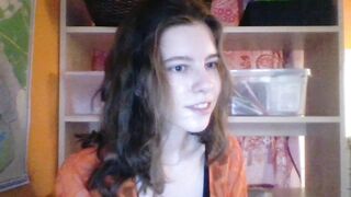 Valeriana_ Porn Videos - cute, innocent, 18, smile, dance