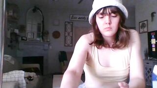 Annaballz Porn Videos - browneyes, brunette, ittybittytitties, lovestocum, longhair