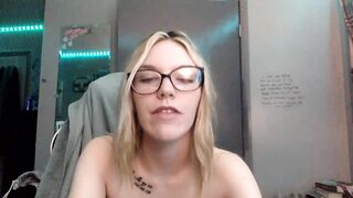 lindsey_love122 New Porn Video [Chaturbate] - new, young, 18, lushinpussy, blueeyes