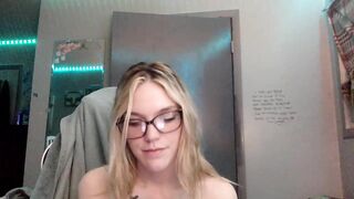 lindsey_love122 New Porn Video [Chaturbate] - new, young, 18, lushinpussy, blueeyes