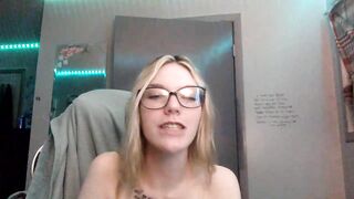 lindsey_love122 New Porn Video [Chaturbate] - new, young, 18, lushinpussy, blueeyes