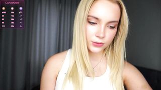 lipswithsmileonthem Hot Porn Video [Chaturbate] - new, shy, 18, cute, bigboobs