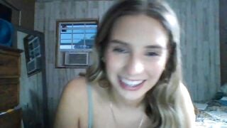 Watch miamiam1a Camgirl Porn Video [Chaturbate] - eyeglasses, poledance, pussyplay, foot, queen