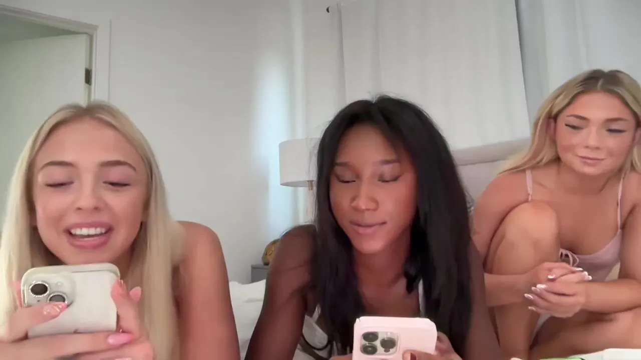 Kittynoirx Hot Porn Video [Chaturbate] - new, shy, 18, blonde, teen