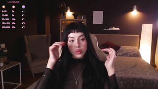 Watch eliza_benet New Porn Video [Chaturbate] - hairy, slave, feet, bdsm, smoke