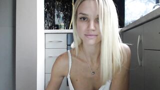 qeeensgambit Leaked Porn Video [Chaturbate] - new, shy, 18, skinny, teen