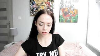 RoyalLilyyy Porn Videos - short, all natural, skype show, pretty face, masturbate