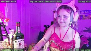 LilyWhite42O Porn Videos - bisexual, egirl, findom, domme, cei