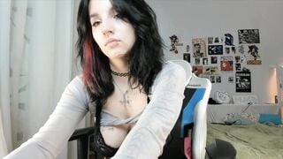 Watch vivian_qwerty Leaked Porn Video [Chaturbate] - bigtits, 18, squirt, bigboobs, braces