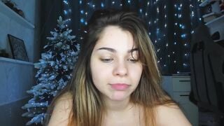 hot_chill__ Camgirl Porn Video [Chaturbate] - natural, 18, curvy, bigboobs, smile