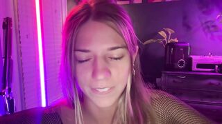 oliviahansleyy New Porn Video [Chaturbate] - feet, bigass, natural, teen