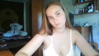 Candy_UA Porn Videos - cum, young, long hair, funny, dance