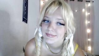 Scarletyoung Porn Videos - blonde, nice smile, blue eyes, lingerie, flexible