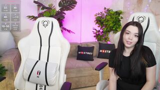 Magnetic_Mia_ Top Porn Video [Stripchat] - brunettes-blowjob, couples, kissing, recordable-privates, middle-priced-privates-white