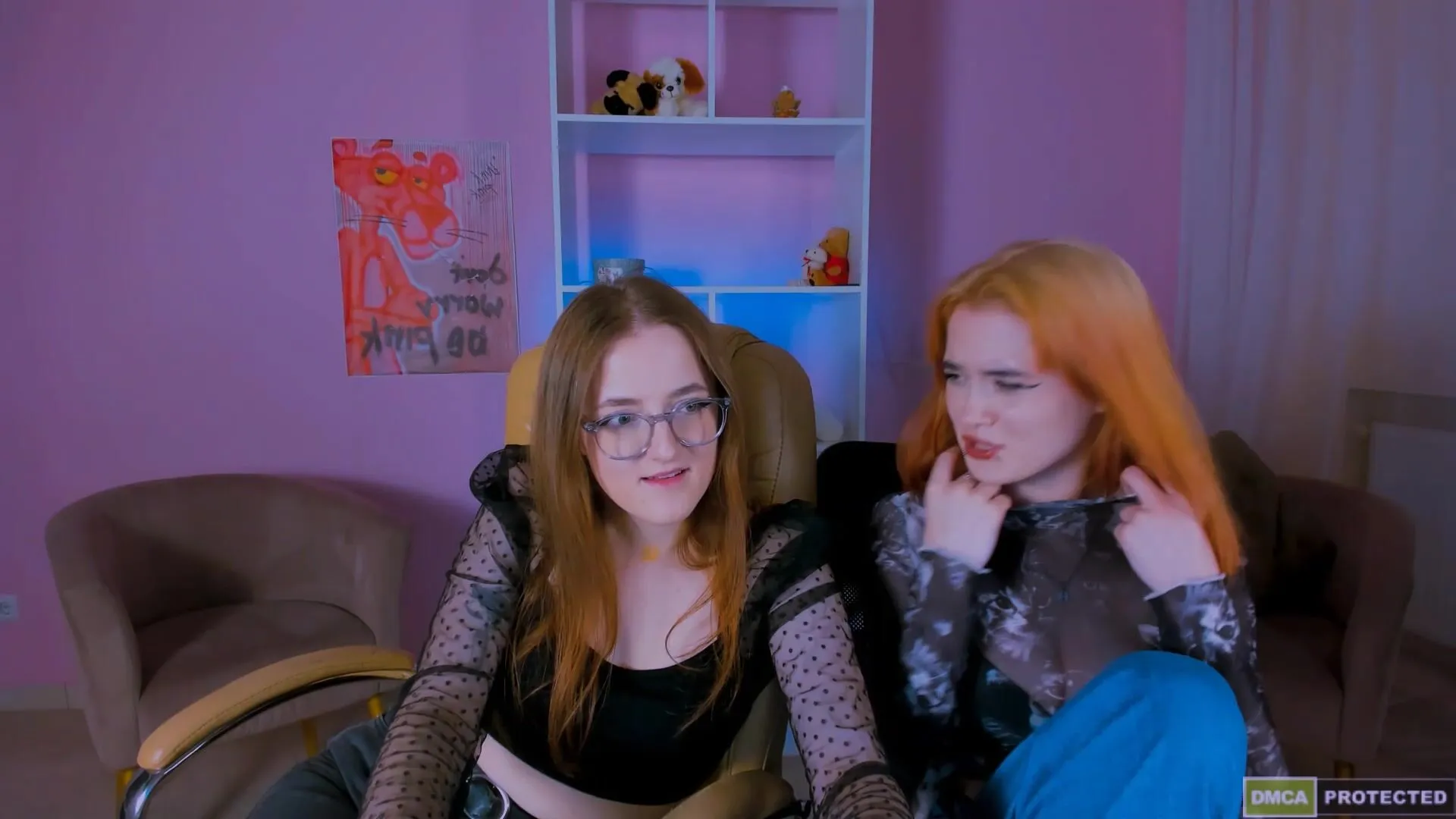 Liana kisses Hot Porn Video Stripchat  striptease white petite  