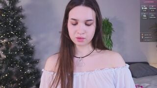 Roxie_Mils HD Porn Video [Stripchat] - teens, topless, small-audience, kissing, blowjob