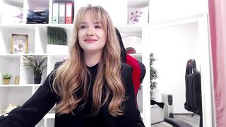 Sophie_Dee HD Porn Video [Stripchat] - anal-young, topless, deepthroat-blowjob, striptease, big-tits-handjob