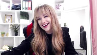 Sophie_Dee HD Porn Video [Stripchat] - anal-young, topless, deepthroat-blowjob, striptease, big-tits-handjob